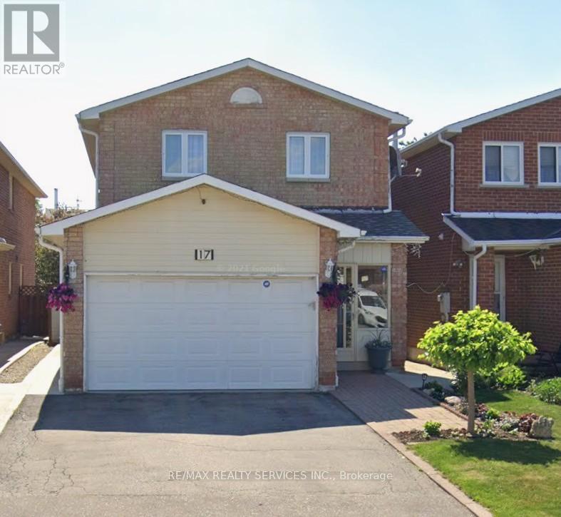 17 METZAK DRIVE, Brampton, Ontario