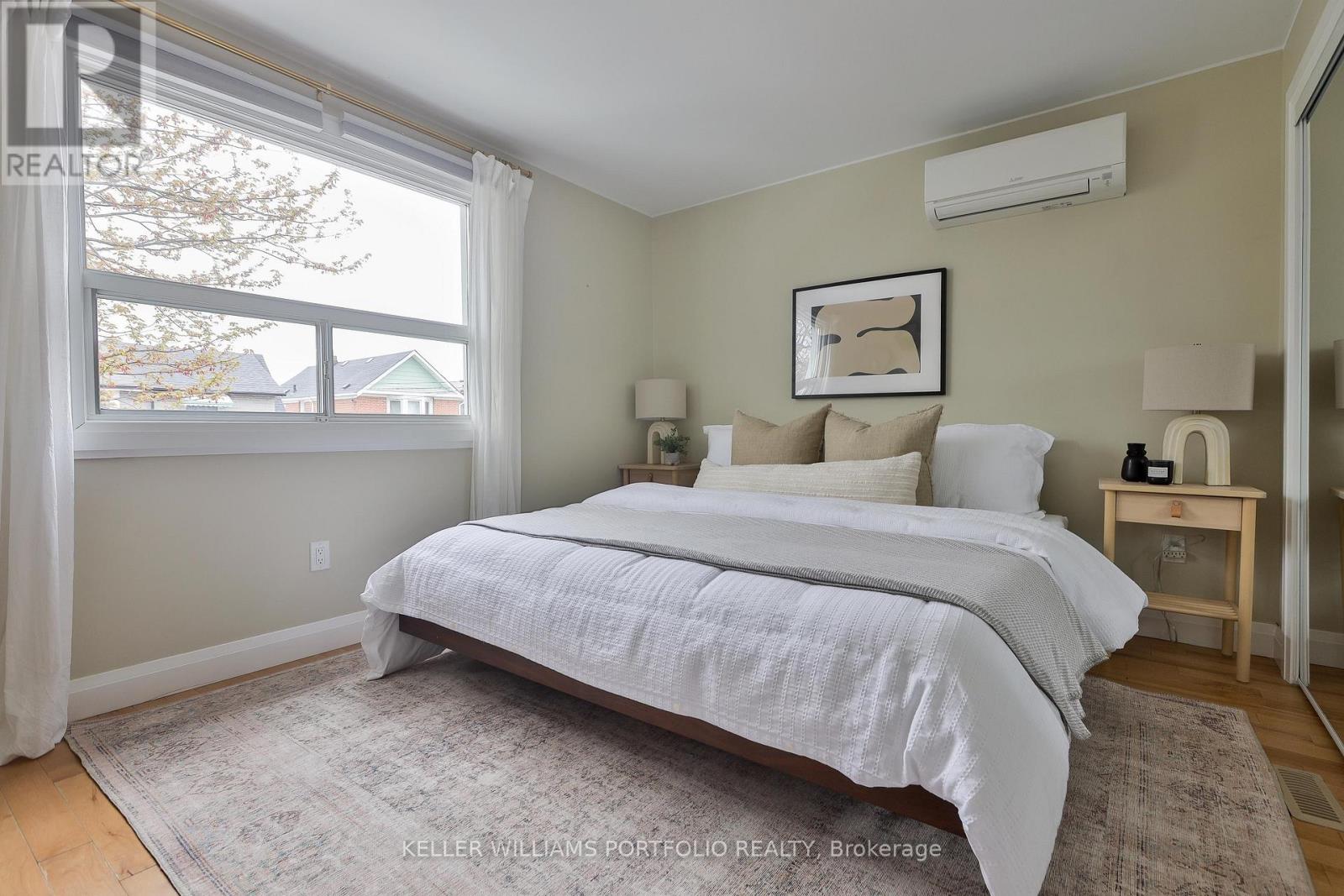 37 Rosethorn Avenue, Toronto, Ontario  M6N 3K7 - Photo 11 - W13097328