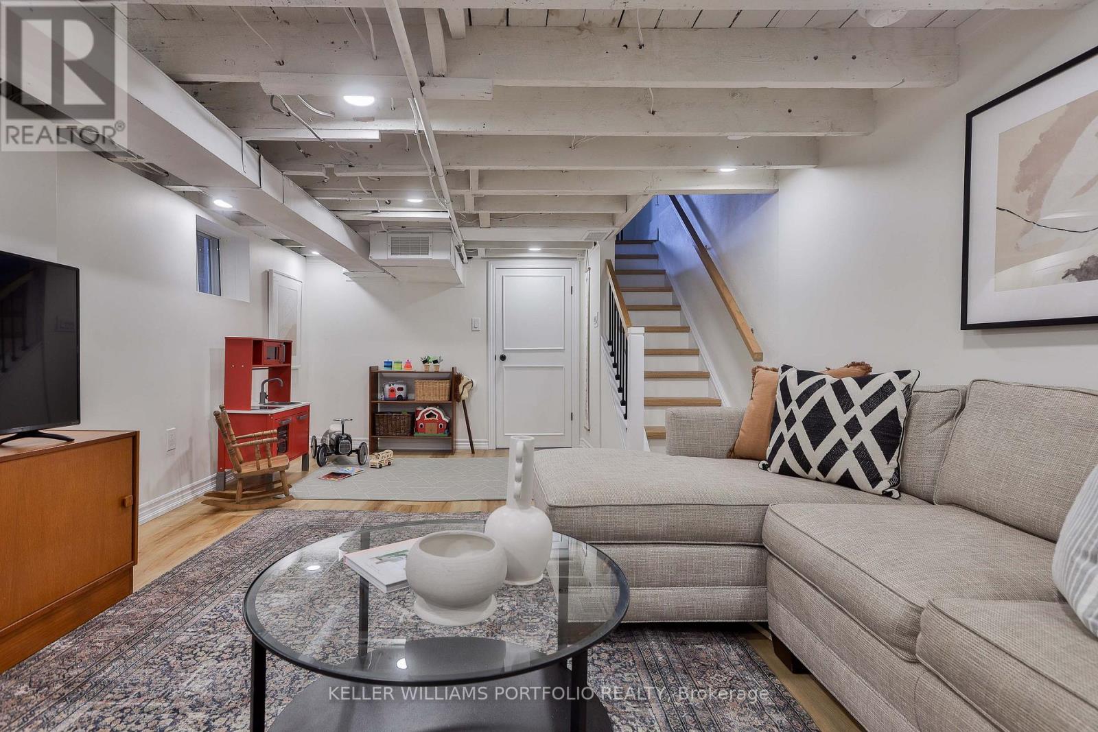 37 Rosethorn Avenue, Toronto, Ontario  M6N 3K7 - Photo 20 - W13097328