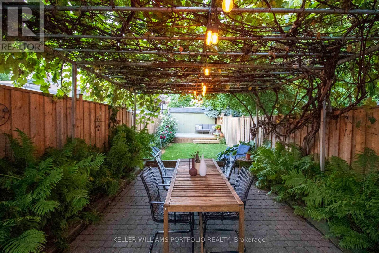 37 Rosethorn Avenue, Toronto, Ontario  M6N 3K7 - Photo 25 - W13097328