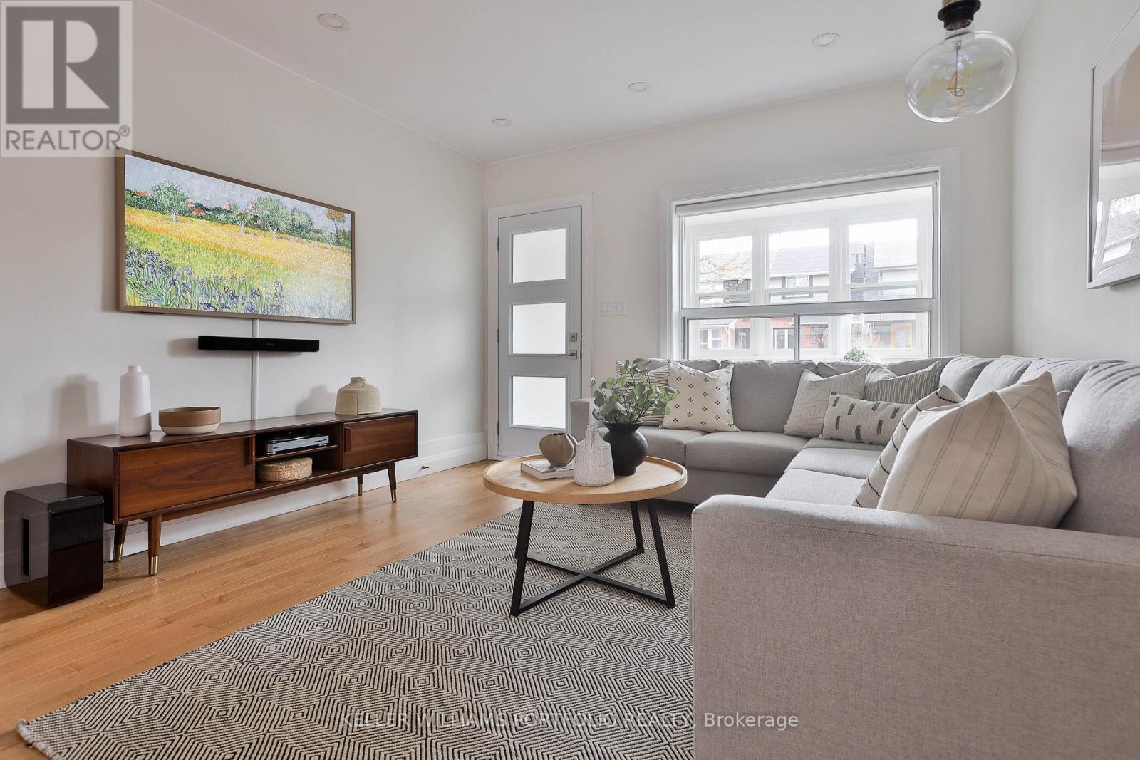 37 Rosethorn Avenue, Toronto, Ontario  M6N 3K7 - Photo 5 - W13097328
