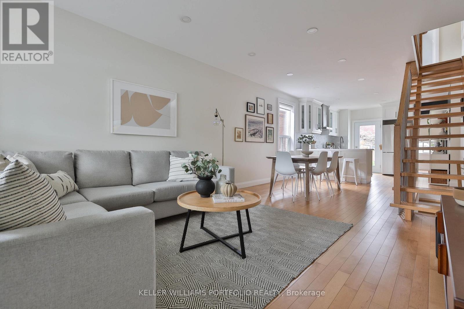 37 Rosethorn Avenue, Toronto, Ontario  M6N 3K7 - Photo 6 - W13097328