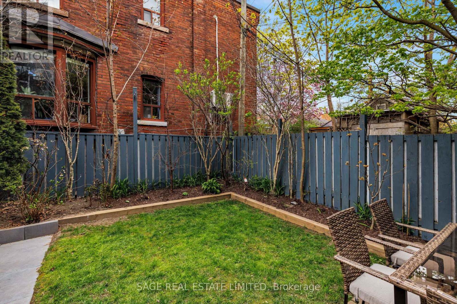 208 Galley Avenue, Toronto, Ontario  M6R 1H4 - Photo 20 - W13097334
