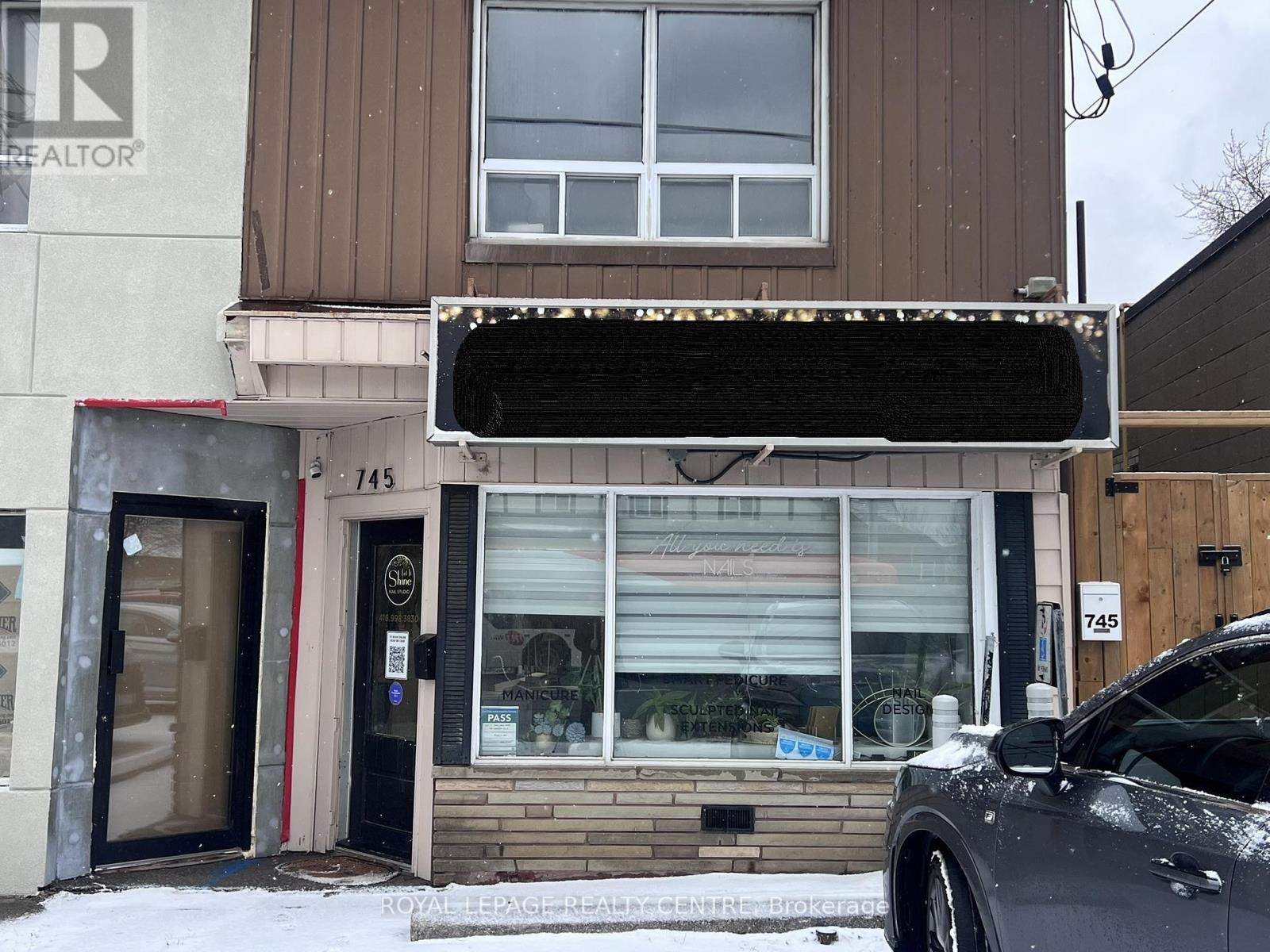 745 LAKESHORE ROAD E, Mississauga, Ontario