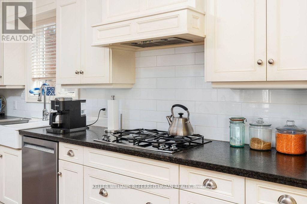 317 Rathburn Road, Toronto, Ontario  M9B 2L7 - Photo 15 - W13097376