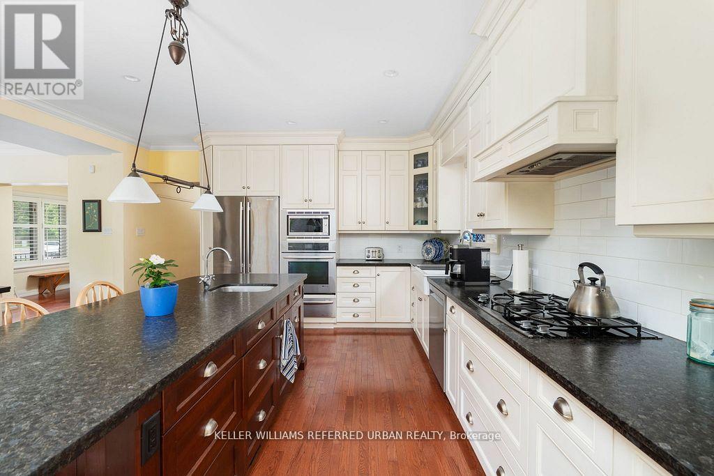 317 Rathburn Road, Toronto, Ontario  M9B 2L7 - Photo 16 - W13097376