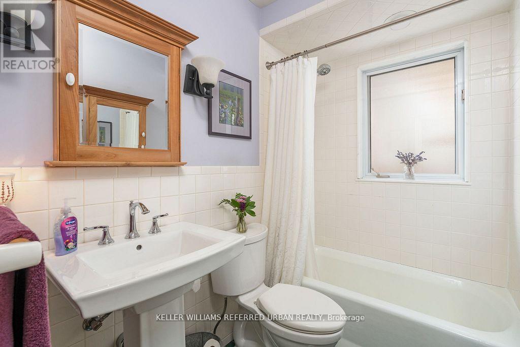 317 Rathburn Road, Toronto, Ontario  M9B 2L7 - Photo 19 - W13097376