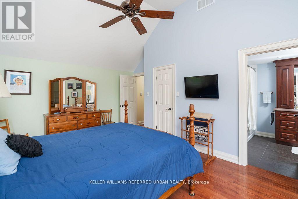 317 Rathburn Road, Toronto, Ontario  M9B 2L7 - Photo 22 - W13097376
