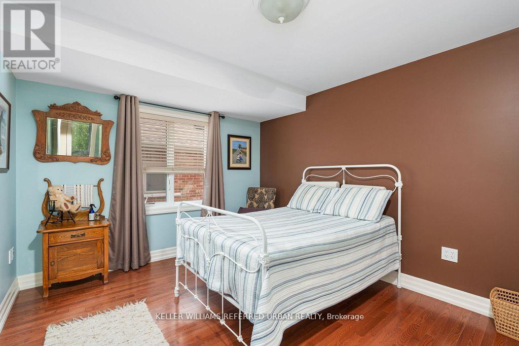 317 Rathburn Road, Toronto, Ontario  M9B 2L7 - Photo 30 - W13097376