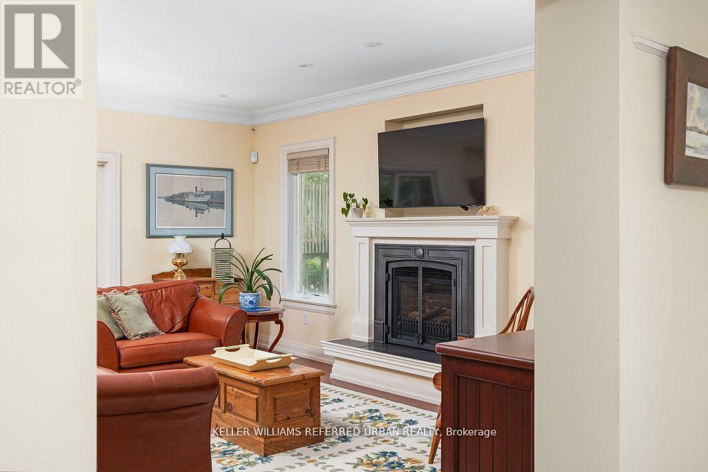 317 Rathburn Road, Toronto, Ontario  M9B 2L7 - Photo 7 - W13097376
