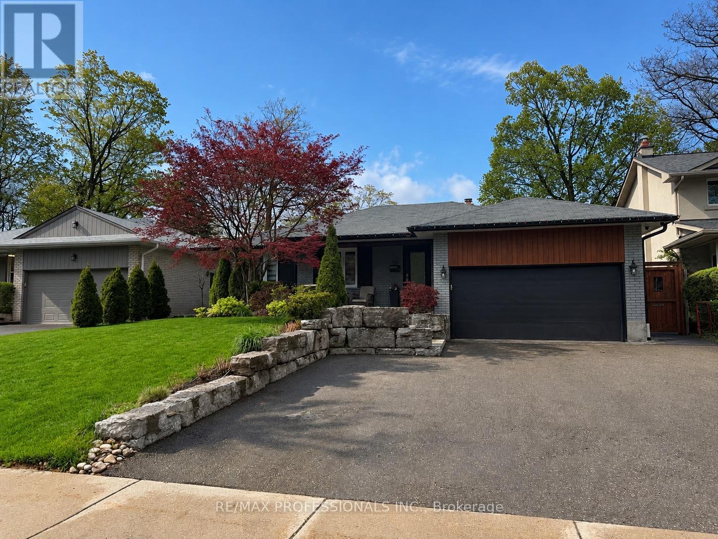19 GREENCOAT ROAD, Toronto, Ontario