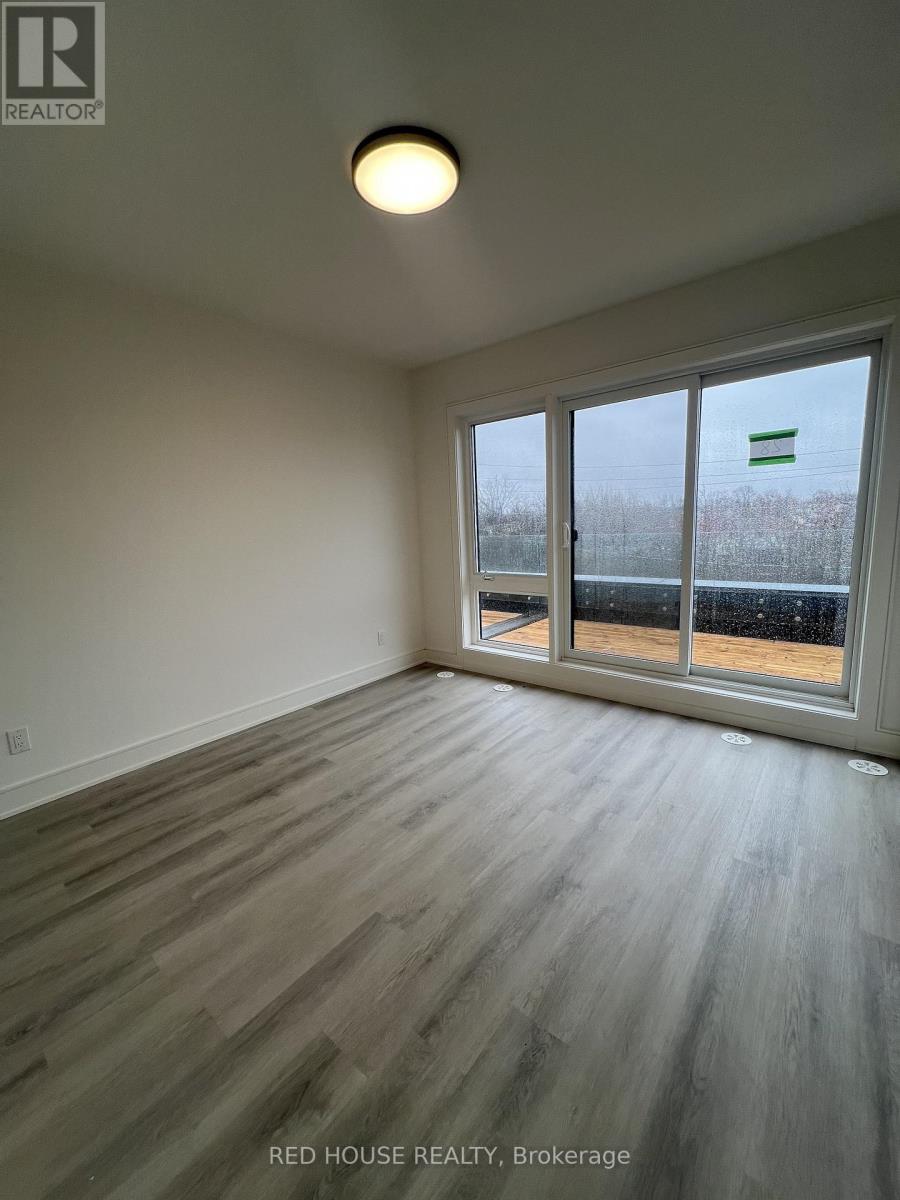 158 Everett Common, St. Catharines, Ontario  L2P 0G7 - Photo 17 - X12968834
