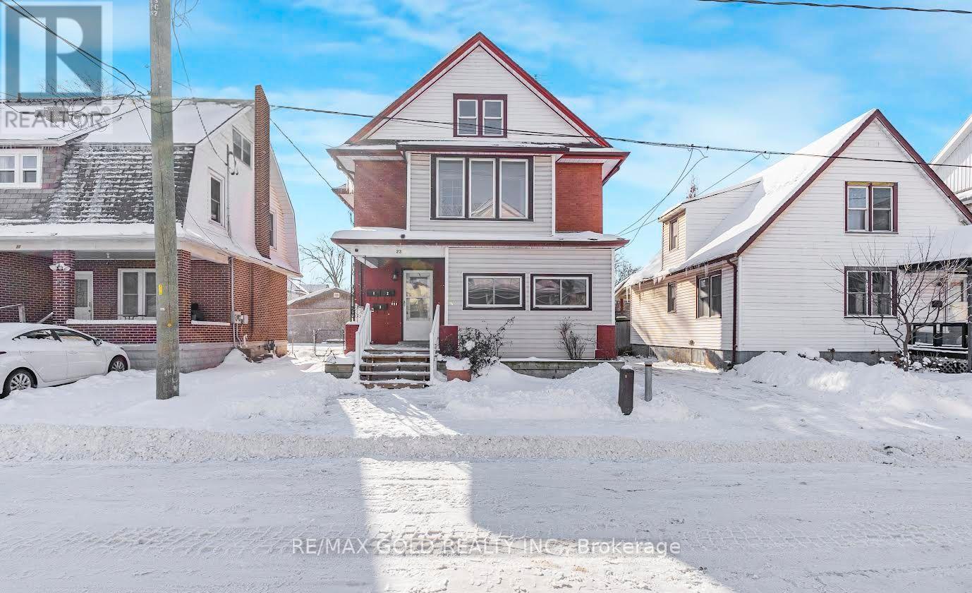 3 - 23 Avenue Place, Welland, Ontario  L3B 4B2 - Photo 2 - X13097392