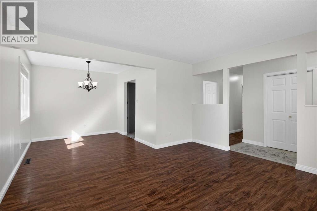 727 Macleay Road NE, Calgary, Alberta  T2E 5Z9 - Photo 12 - A2306924