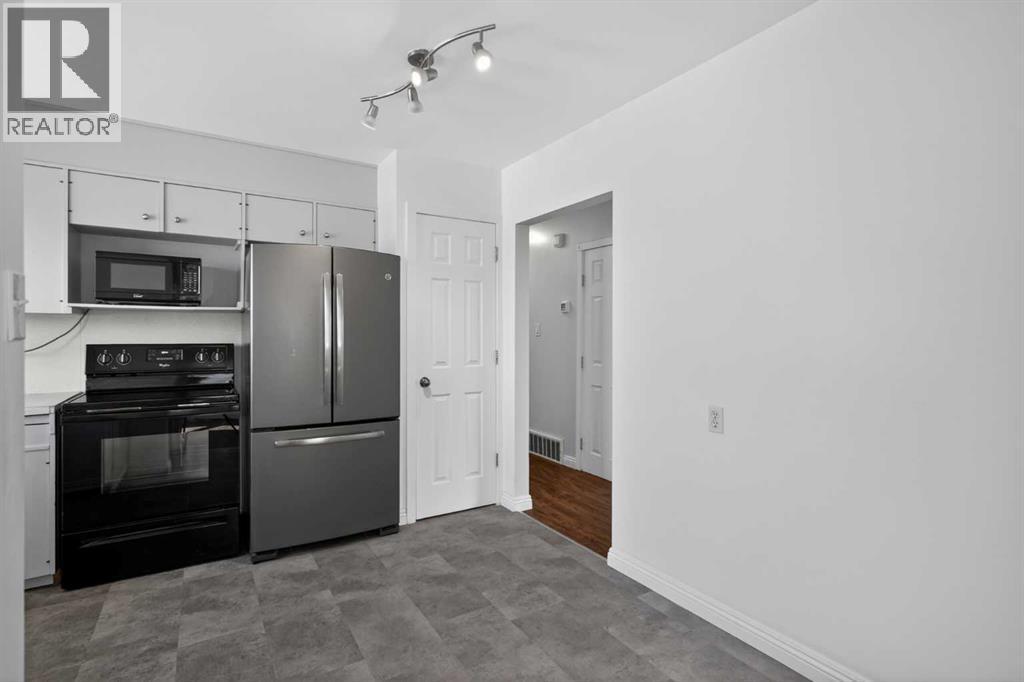 727 Macleay Road NE, Calgary, Alberta  T2E 5Z9 - Photo 16 - A2306924