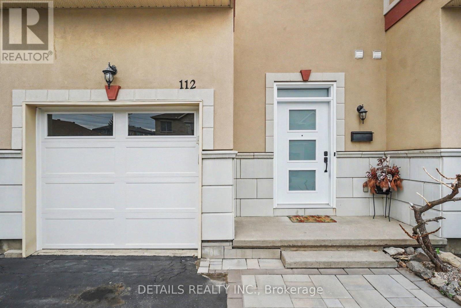 112 Whispering Winds Way, Ottawa, Ontario  K1W 0B7 - Photo 3 - X12893880