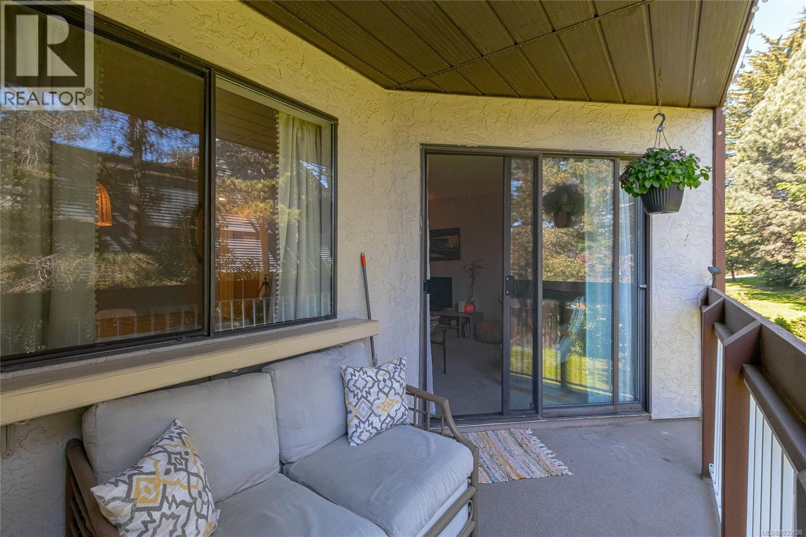 303 69 Gorge Rd W, Saanich, British Columbia  V9A 1L9 - Photo 26 - 1035038