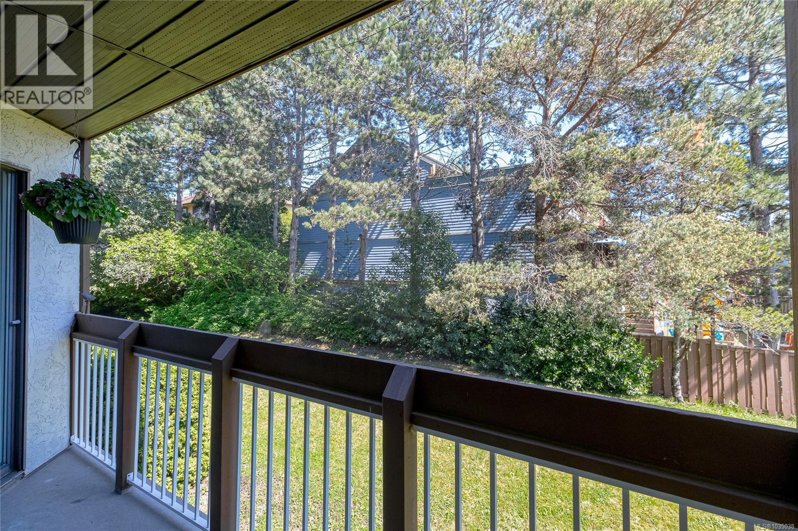 303 69 Gorge Rd W, Saanich, British Columbia  V9A 1L9 - Photo 28 - 1035038