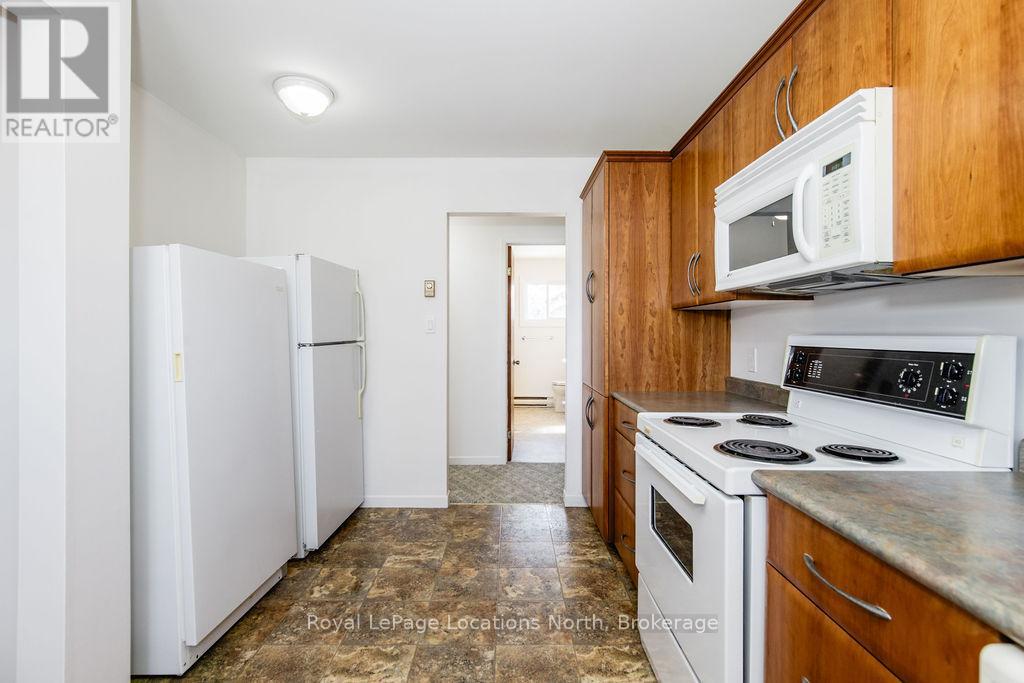 4 Shaw Street, Springwater (Elmvale), Ontario  L0L 1P0 - Photo 17 - S13097736