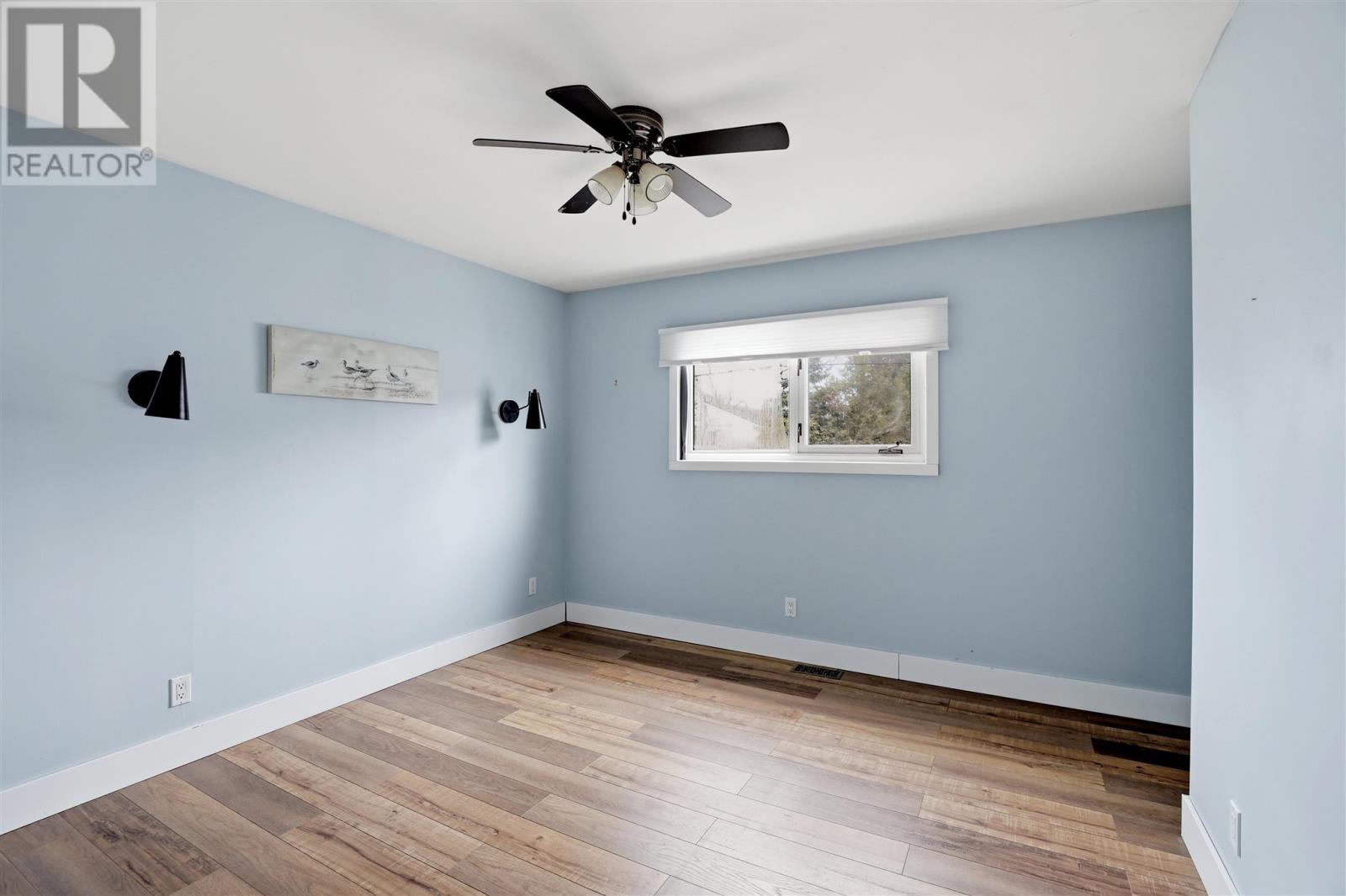 221 Chambers Ave, Sault Ste. Marie, Ontario  P6A 4V2 - Photo 14 - SM260914