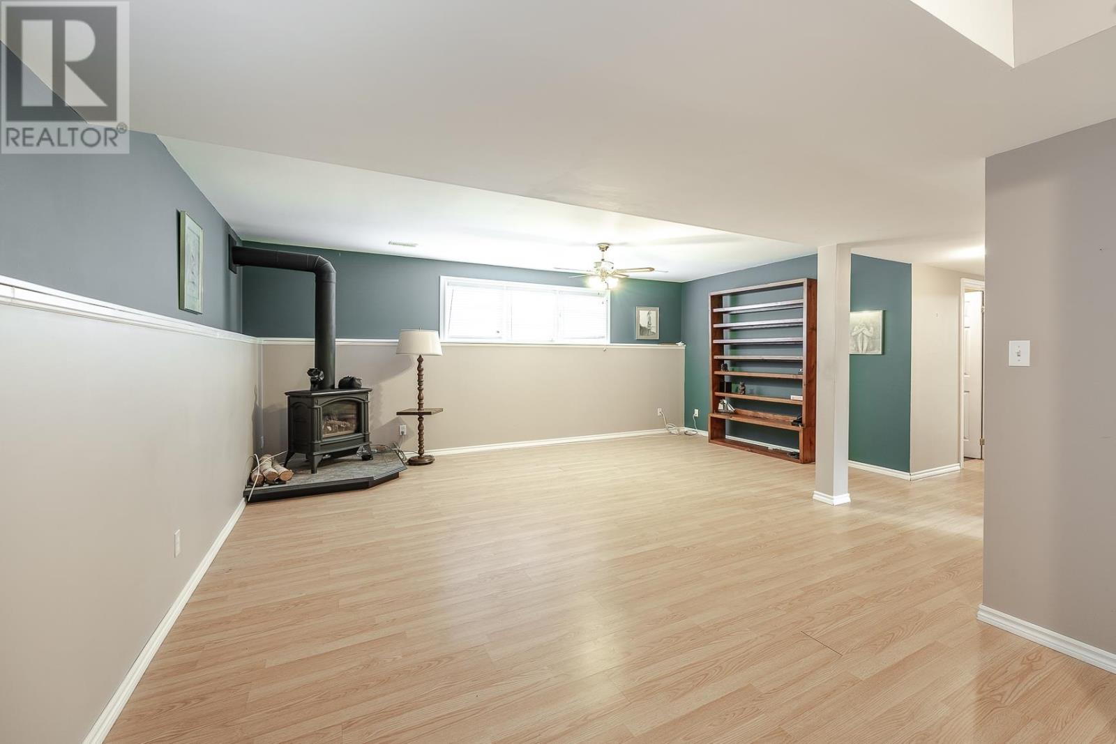 93 Queensgate Blvd, Sault Ste. Marie, Ontario  P6A 6Y4 - Photo 17 - SM260920