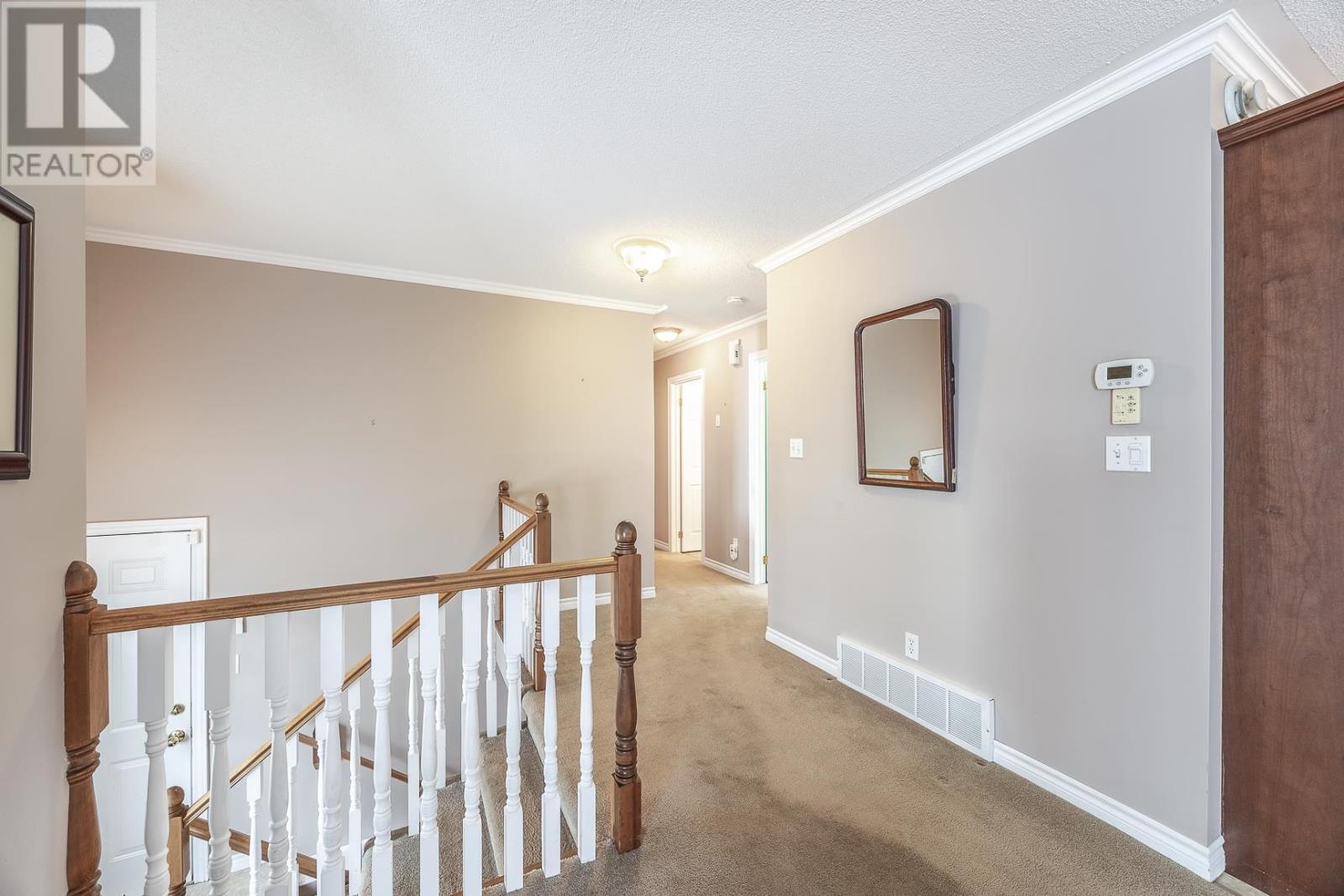 93 Queensgate Blvd, Sault Ste. Marie, Ontario  P6A 6Y4 - Photo 7 - SM260920