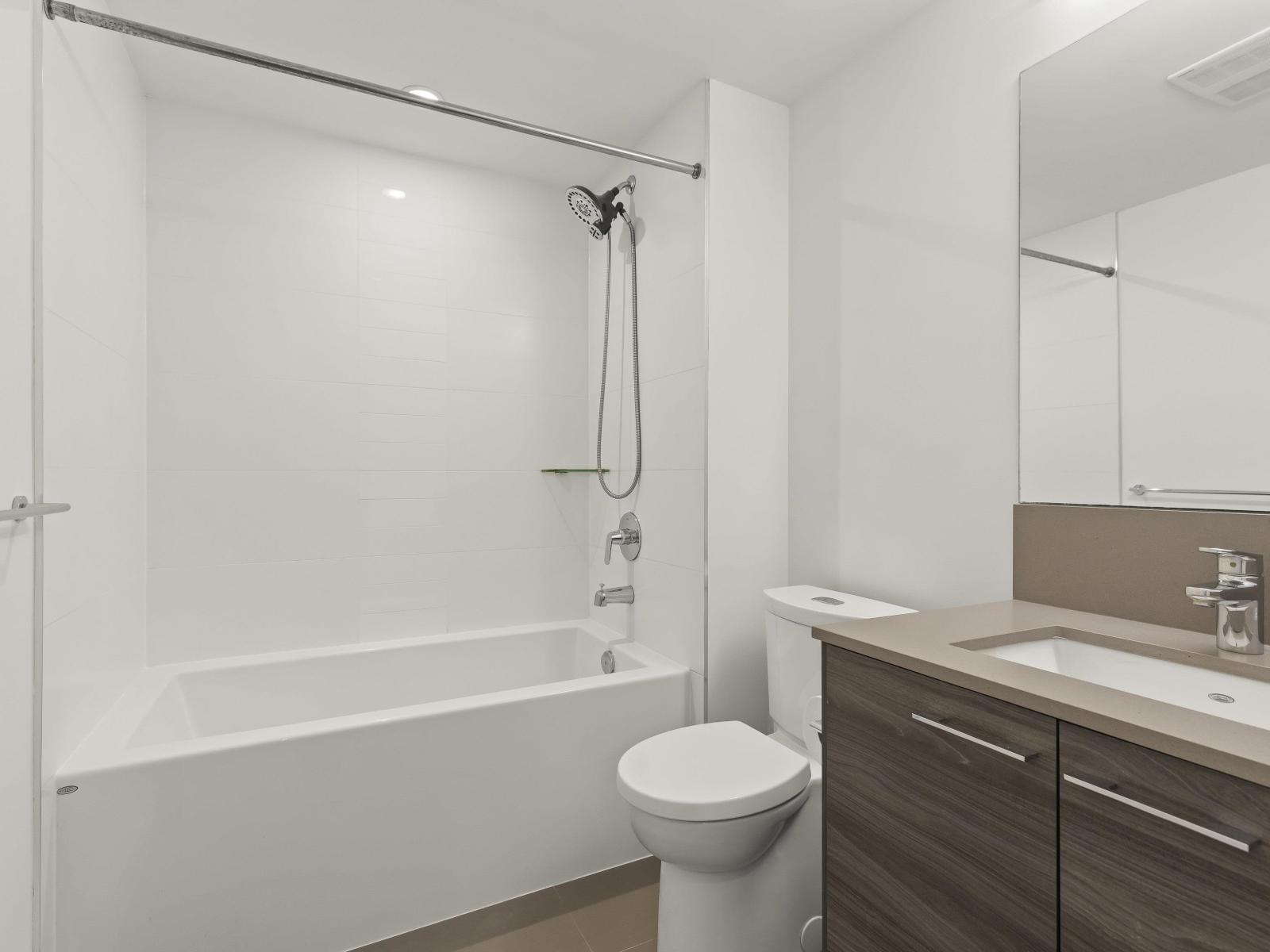 311 10581 140 Street, Surrey, British Columbia  V3T 0M7 - Photo 24 - R3111626