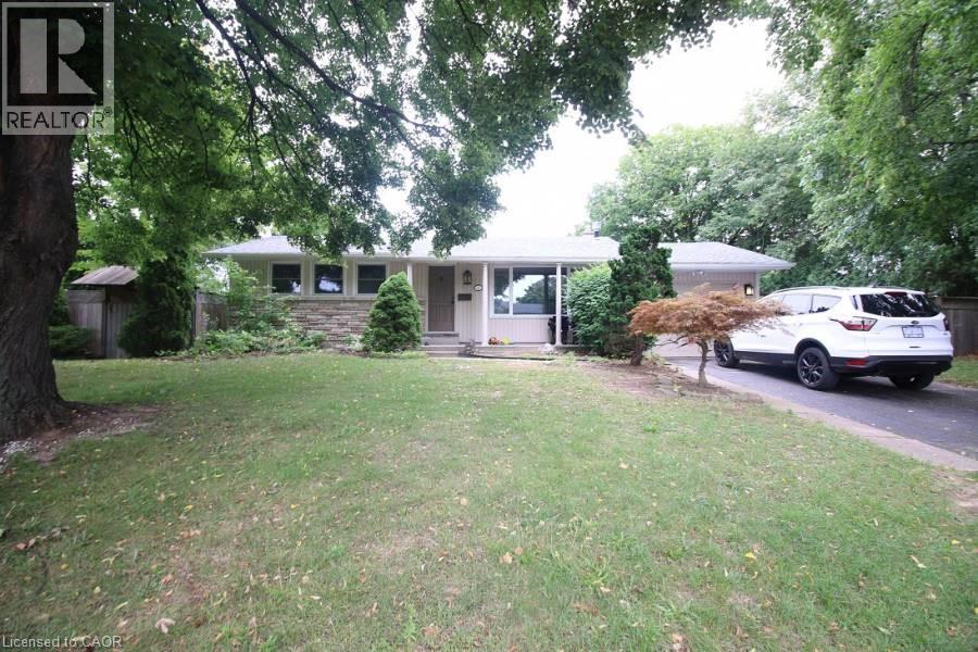 4 HUDSON Drive, St. Catharines, Ontario