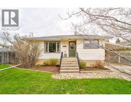 935 Kettles Street, Pincher Creek, Alberta