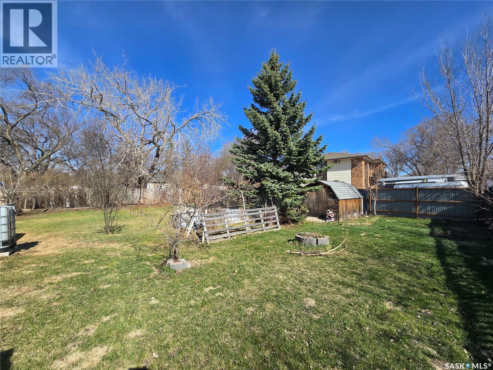 717 Coteau Avenue, Weyburn, Saskatchewan  S4H 0G9 - Photo 46 - SK031774