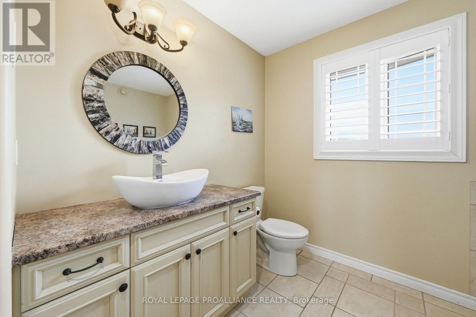 9 Essex Drive, Belleville, Ontario  K8M 0M5 - Photo 24 - X13097626