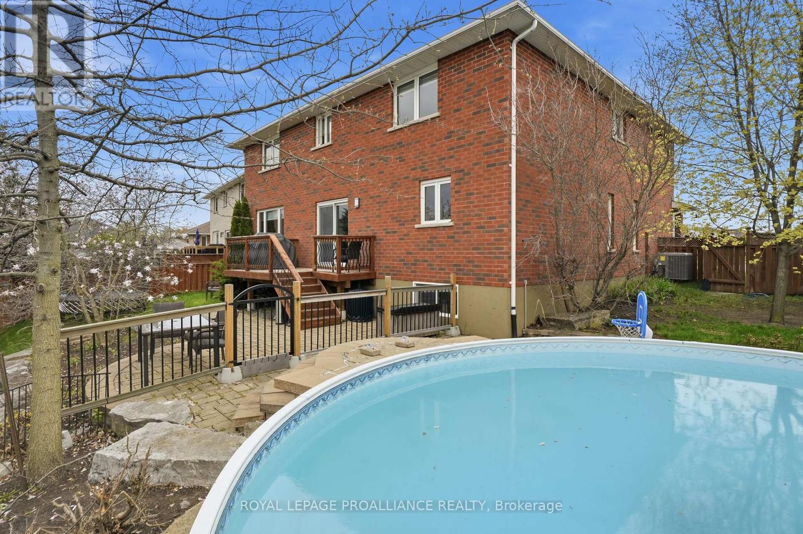 9 Essex Drive, Belleville, Ontario  K8M 0M5 - Photo 42 - X13097626