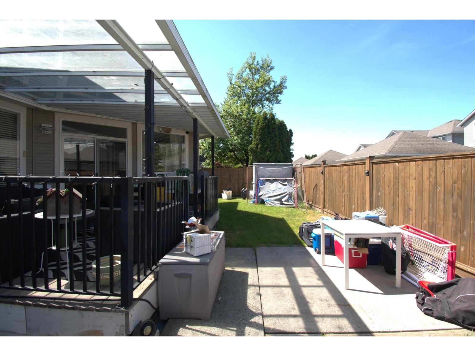 20177 71a Avenue, Langley, British Columbia  V2Y 3A1 - Photo 10 - R3120781