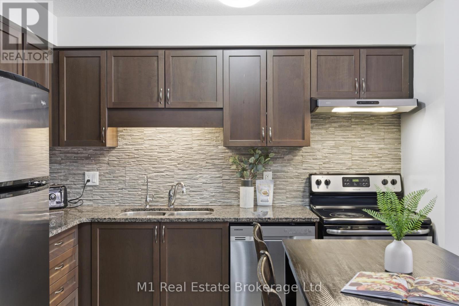 75 Arlington Crescent, Guelph, Ontario  N1L 0K9 - Photo 10 - X13097498
