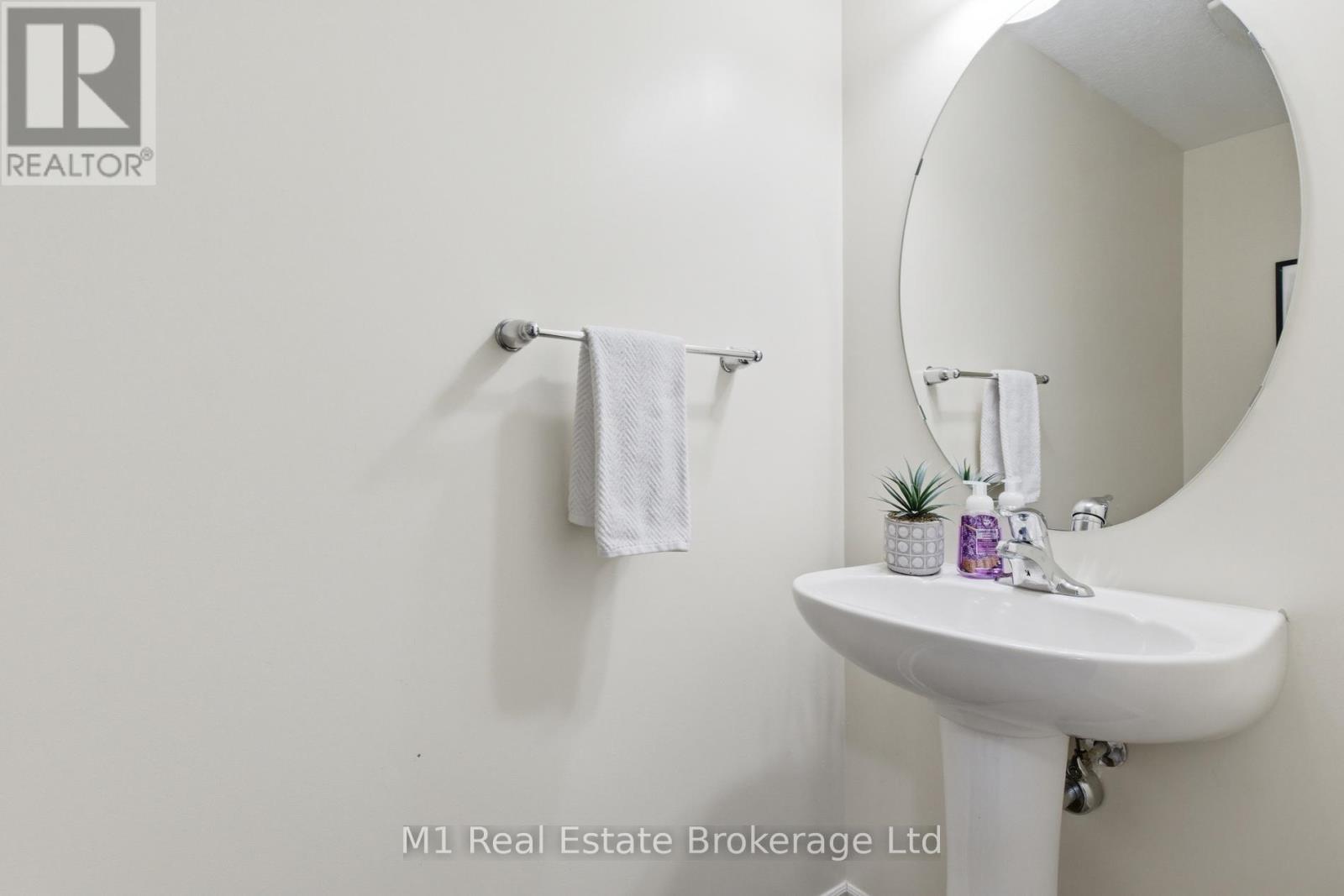 75 Arlington Crescent, Guelph, Ontario  N1L 0K9 - Photo 8 - X13097498