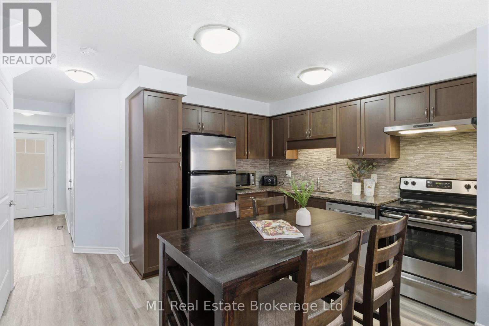 75 Arlington Crescent, Guelph, Ontario  N1L 0K9 - Photo 9 - X13097498