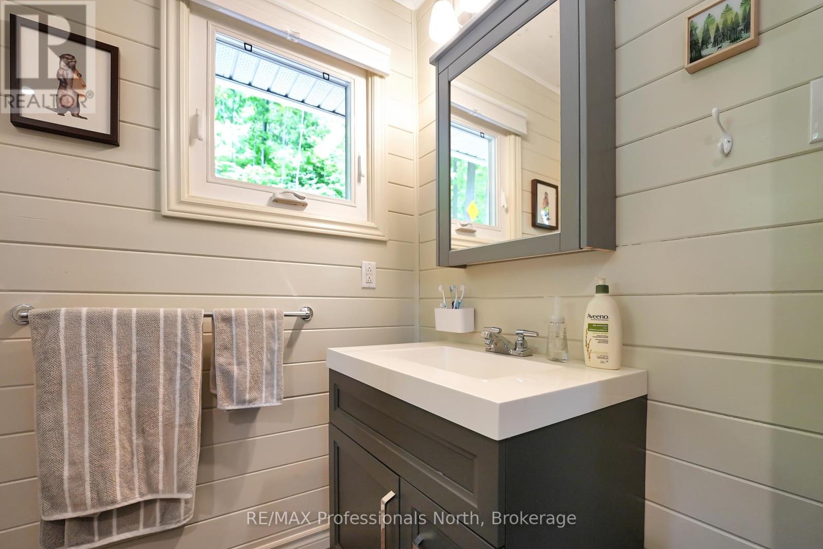 1027 Rothwell Drive, Highlands East, Ontario  K0L 3C0 - Photo 12 - X13097730