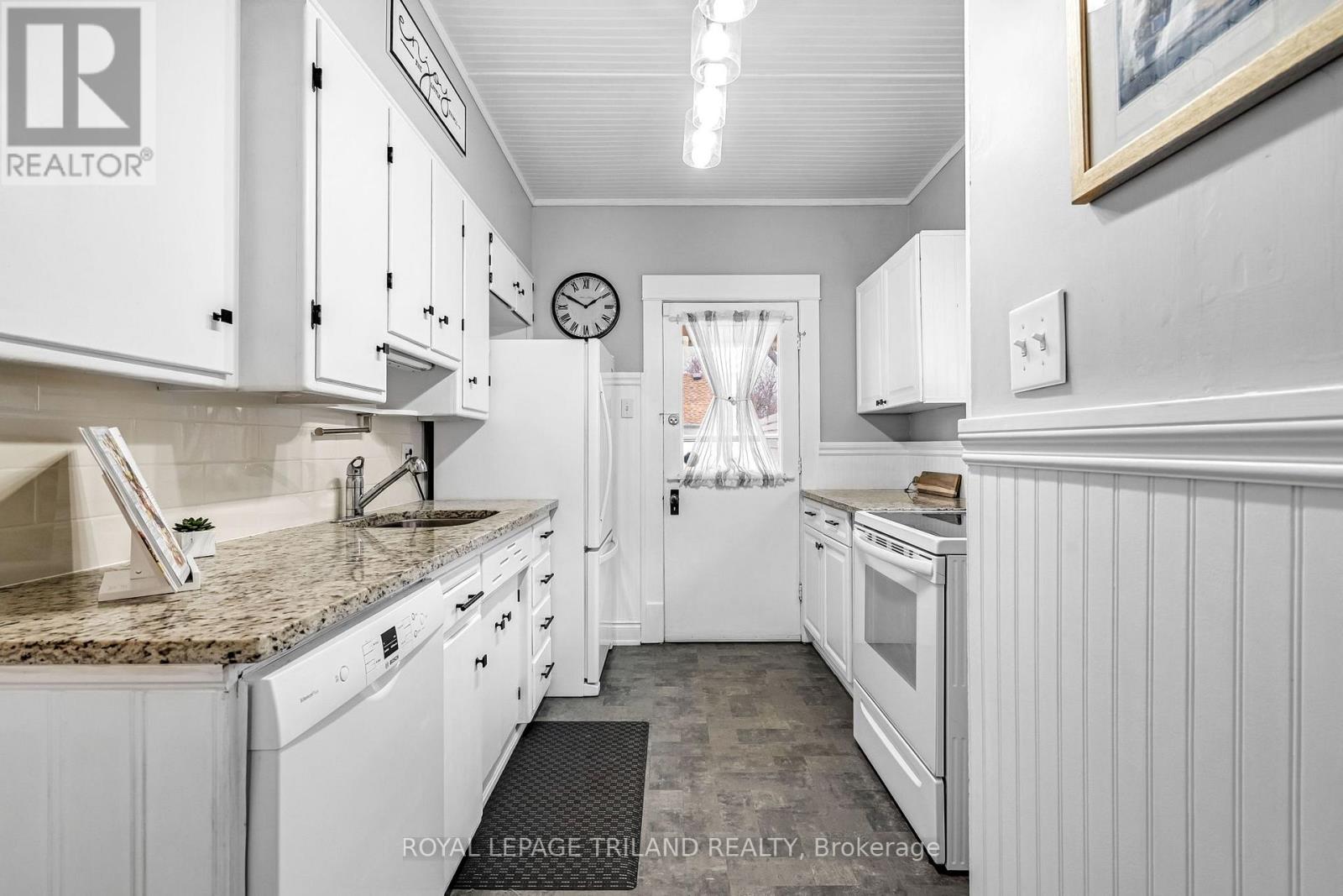 75 Chester Street, St. Thomas, Ontario  N5R 1V7 - Photo 18 - X13097550