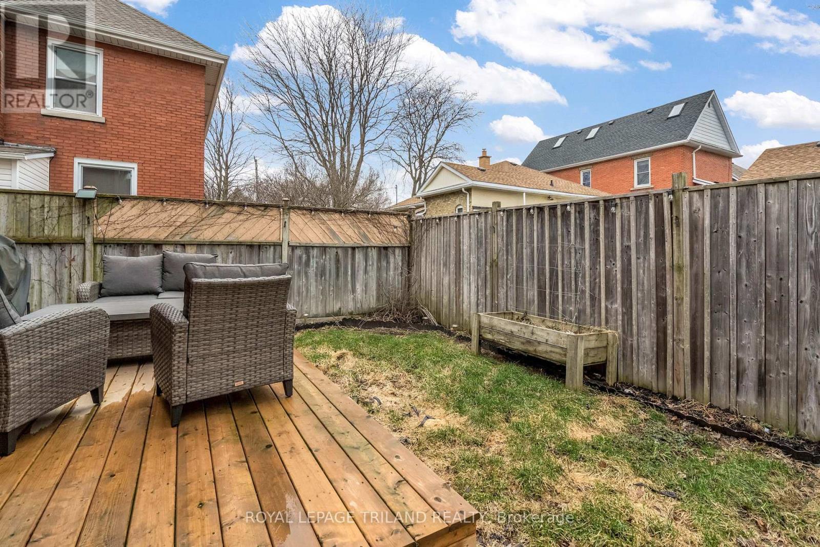 75 Chester Street, St. Thomas, Ontario  N5R 1V7 - Photo 36 - X13097550