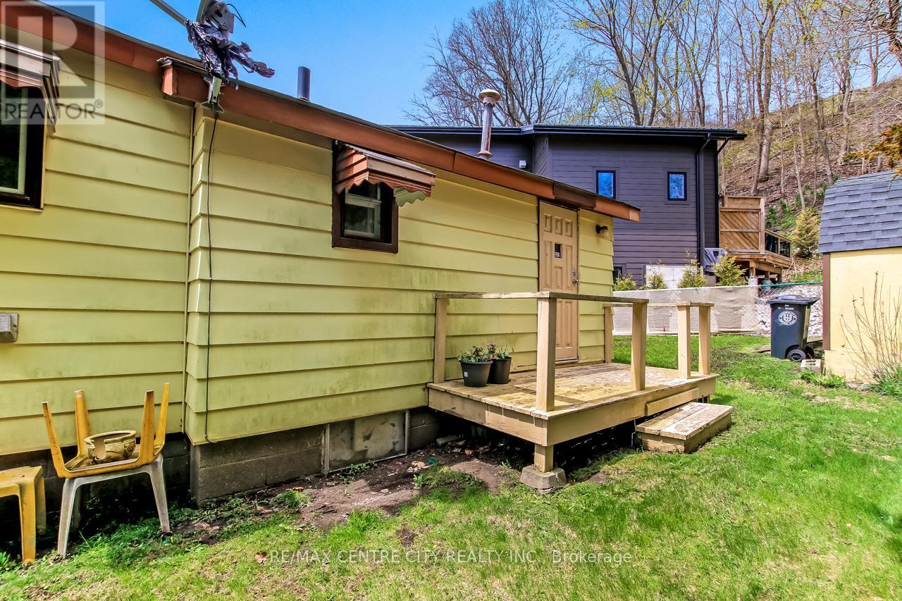 393 Stanley Park Drive, Central Elgin, Ontario  N5L 1E6 - Photo 11 - X13097564