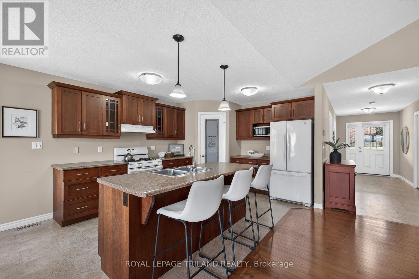 5128 Imperial Road, Malahide, Ontario  N5H 2R2 - Photo 13 - X13097572