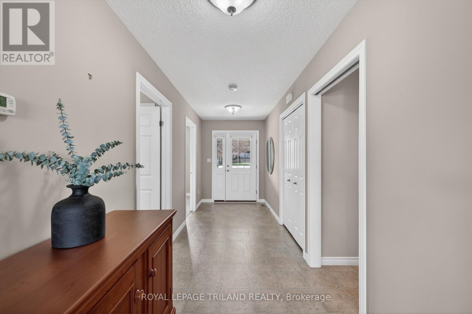 5128 Imperial Road, Malahide, Ontario  N5H 2R2 - Photo 5 - X13097572