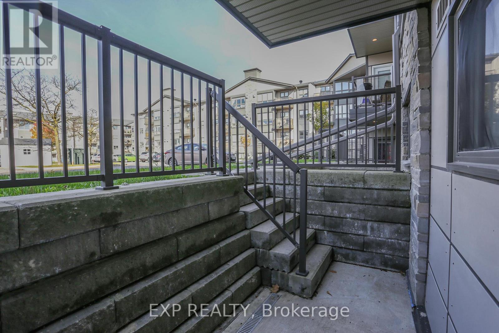 108 - 1 Jacksway Crescent, London North, Ontario  N5X 3T5 - Photo 4 - X13097686