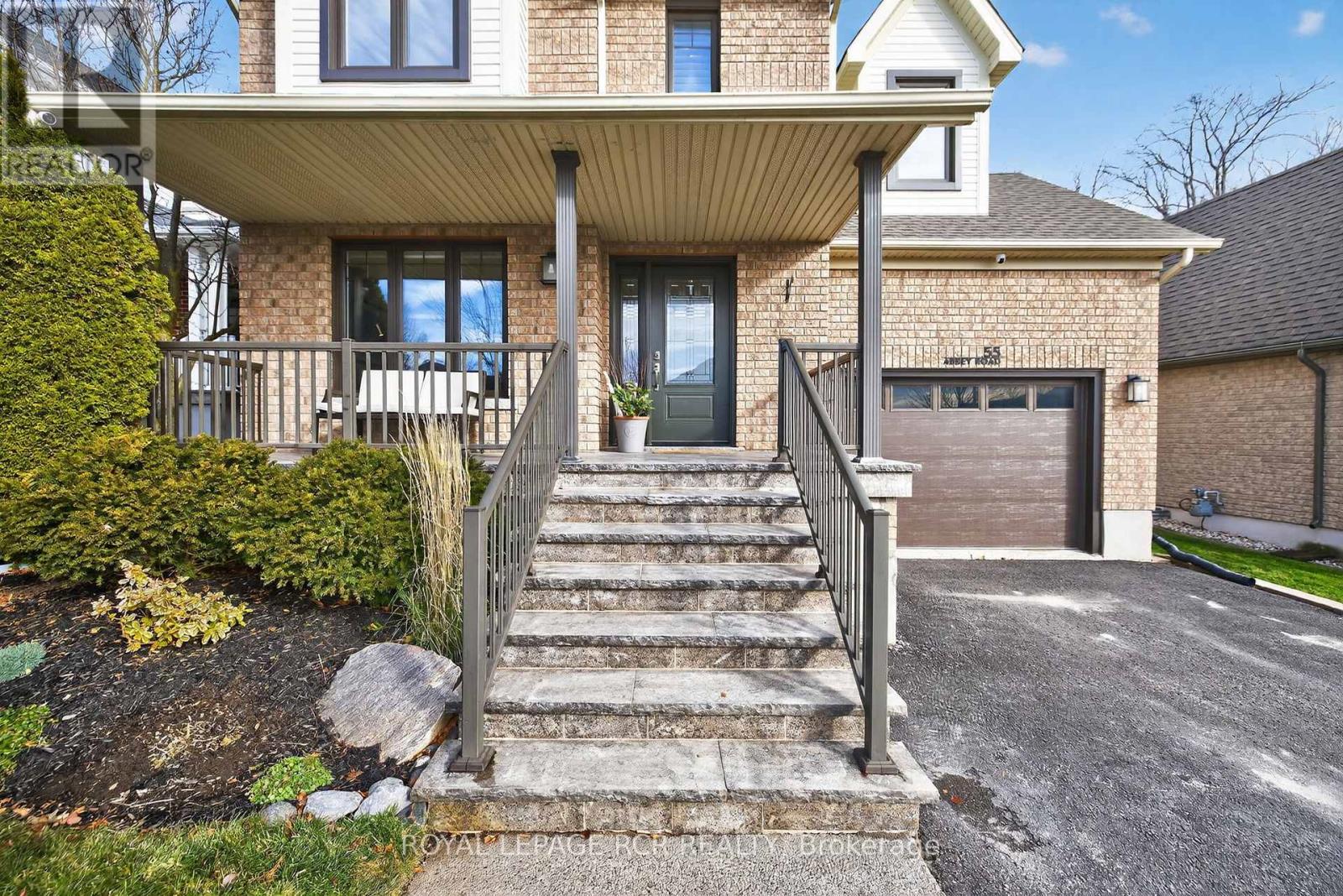 55 Abbey Road, Orangeville, Ontario  L9W 5E3 - Photo 2 - W12581786