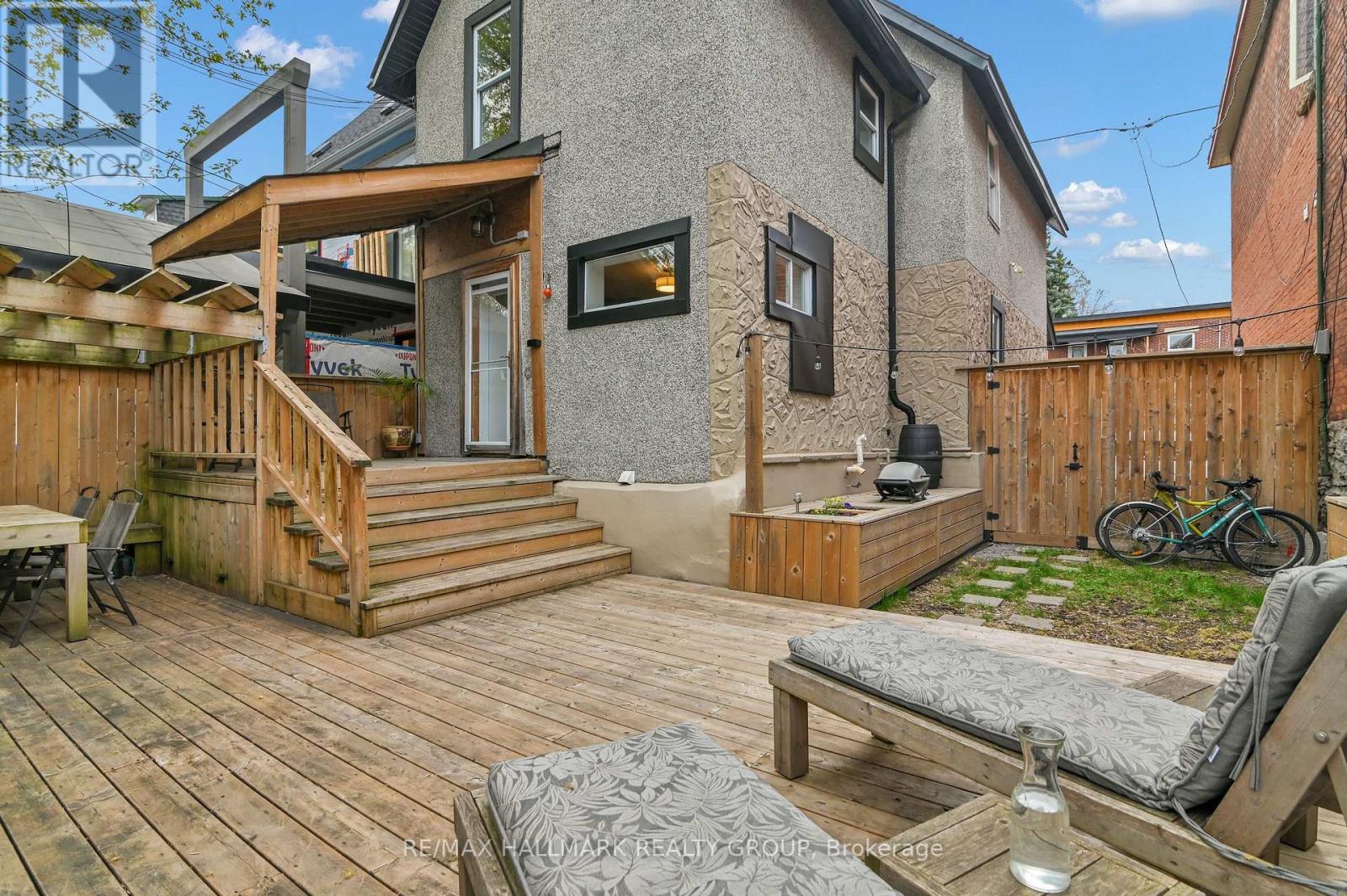 280 Flora Street, Ottawa, Ontario  K1R 5S3 - Photo 33 - X12947322