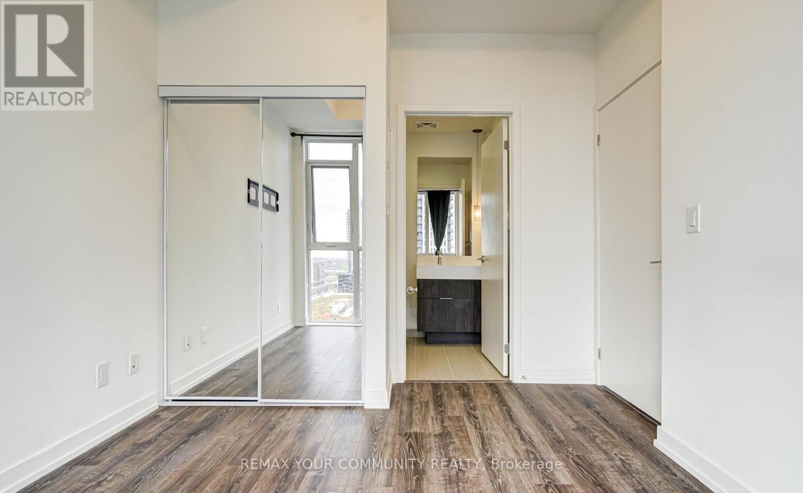 1309 - 200 Sackville Street, Toronto, Ontario  M5A 0C4 - Photo 11 - C13097488