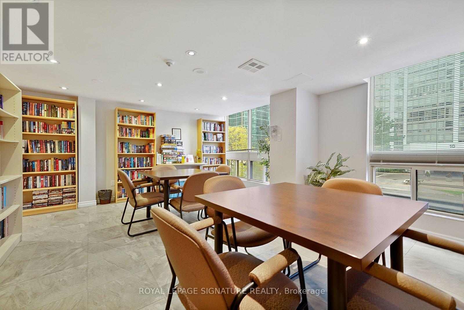 205 - 5 Kenneth Avenue, Toronto, Ontario  M2N 6M7 - Photo 21 - C13097512