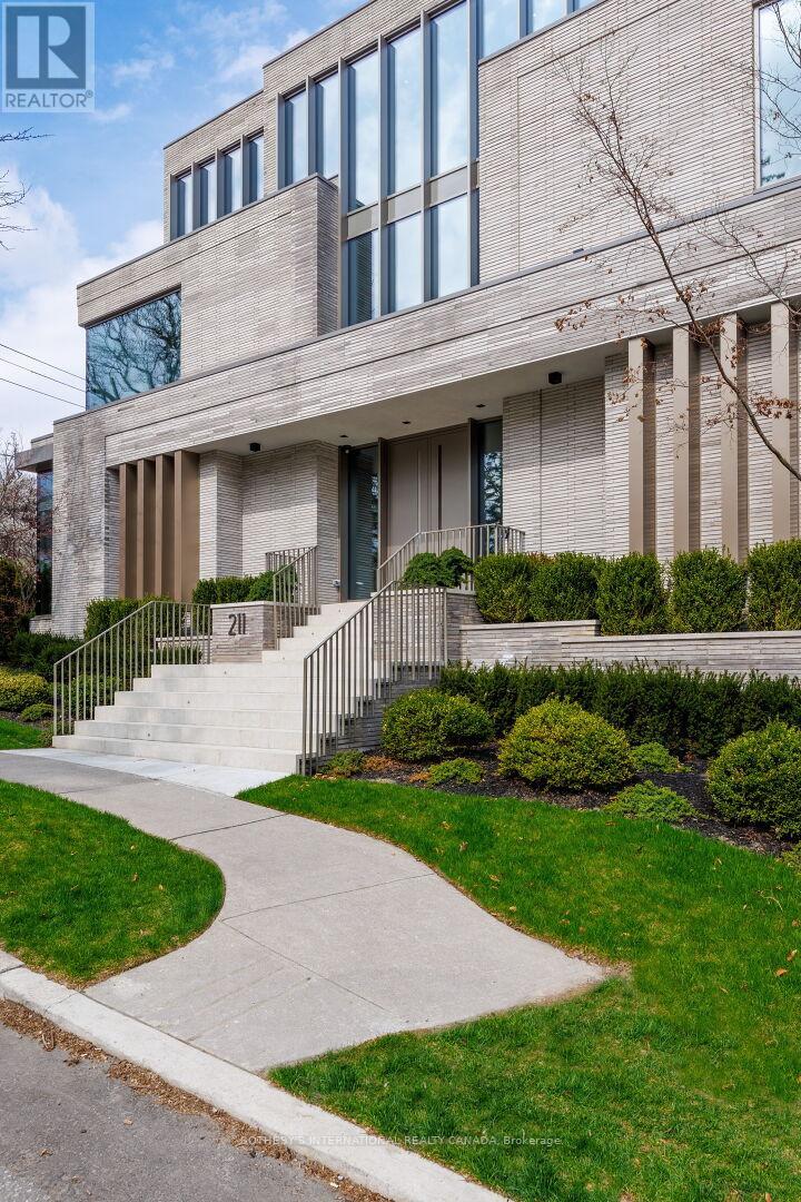 211 Dunvegan Road, Toronto, Ontario  M5P 2P3 - Photo 50 - C13097606