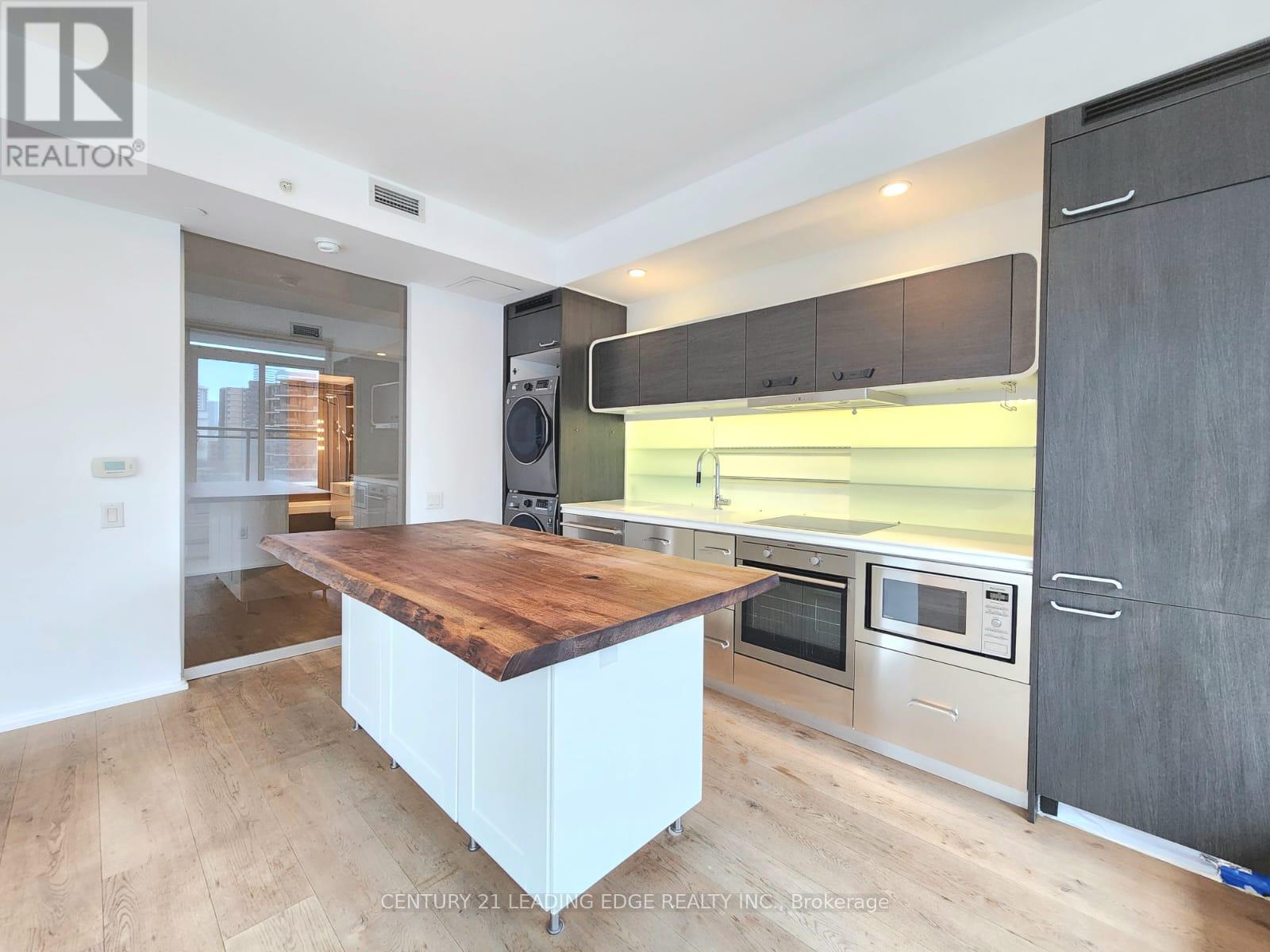 701 - 45 Charles Street E, Toronto, Ontario  M4Y 1S2 - Photo 4 - C13097610