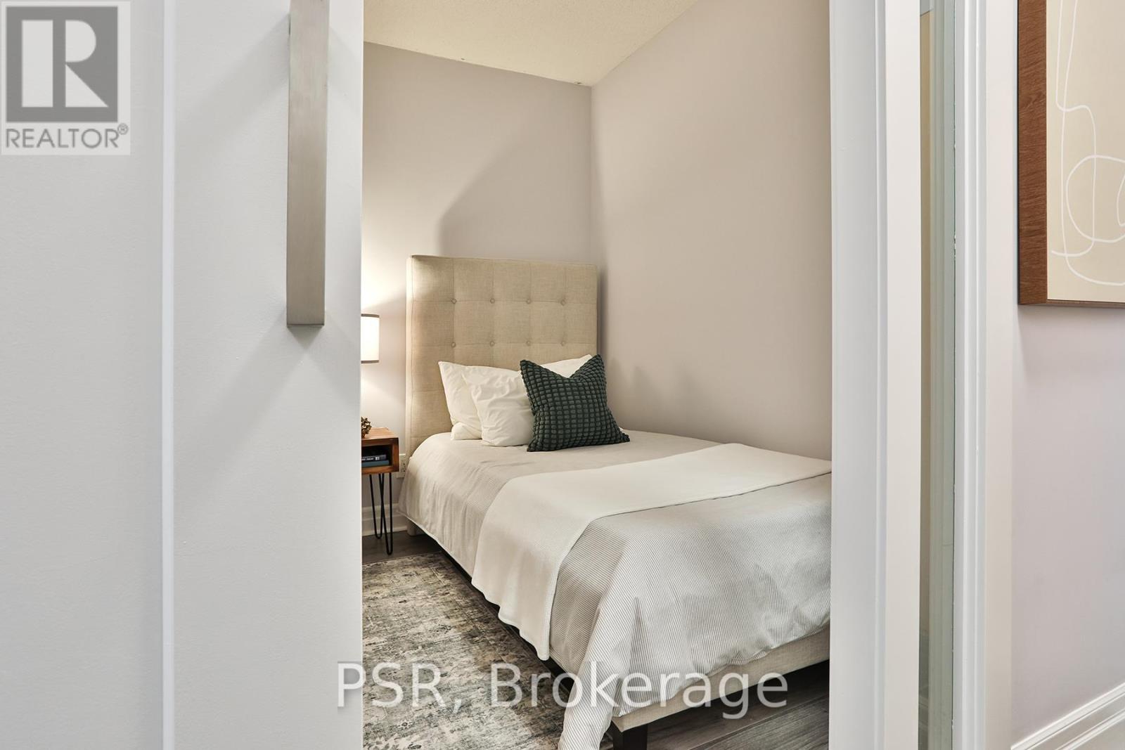 1011 - 8 Scollard Street, Toronto, Ontario  M5R 1M2 - Photo 21 - C13097636